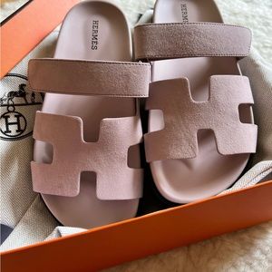 BNIB New Hermes Womens Suede Sandals Chypre Rose Porcelaine Pink 36
